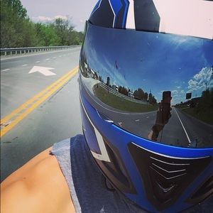 Meet your Posher, Derek